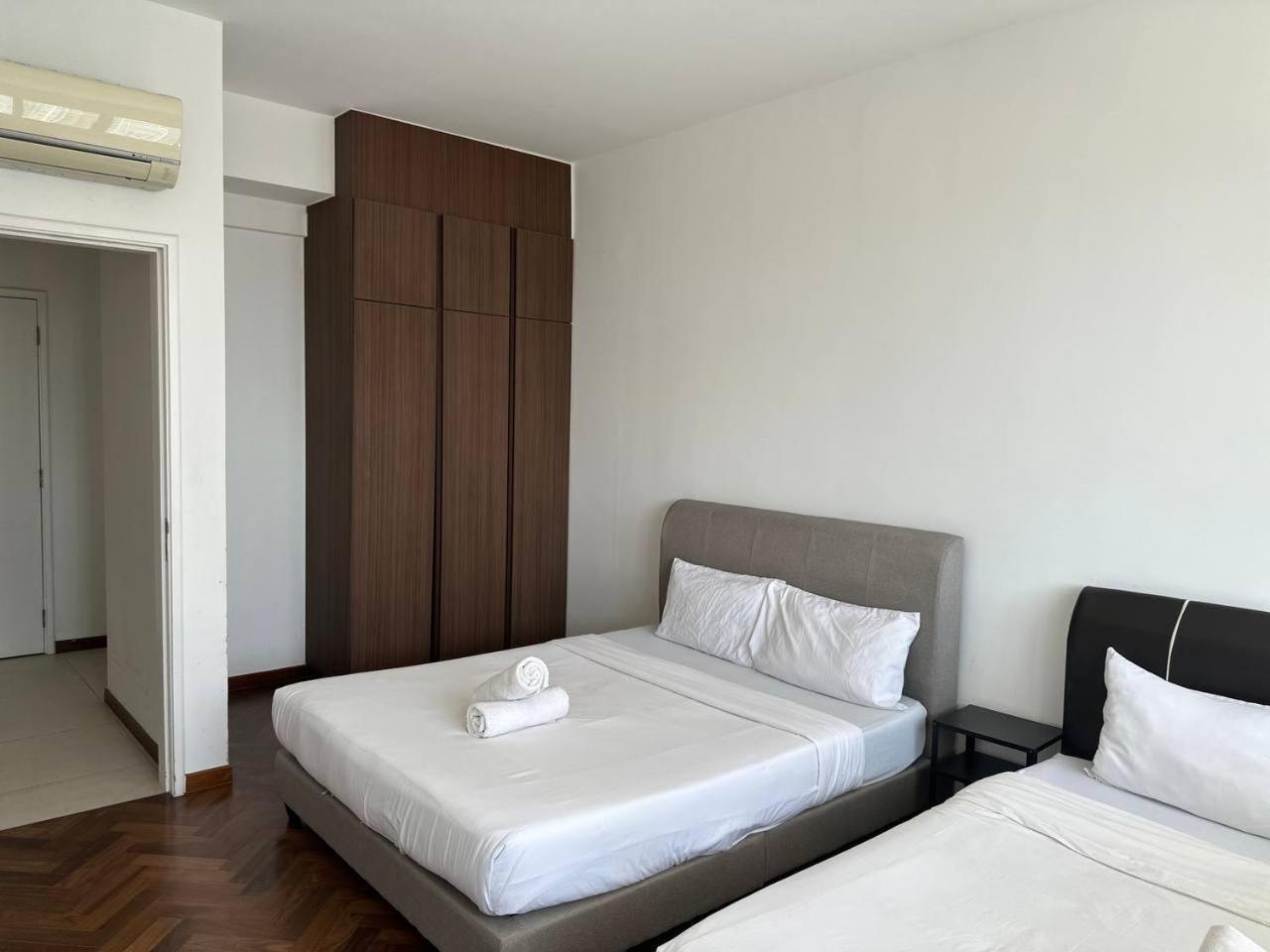 The Landmark Comfort Relax Spacious Sea View By Iz Tanjung Tokong Exterior foto